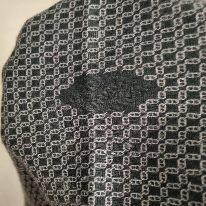 [BUNJANG] Hermès Grey Chain Pattern Scarf / 에르메스 스카프 회색 체인 패턴