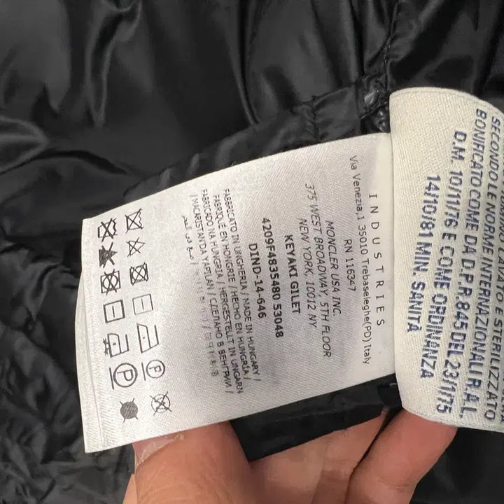 [BUNJANG] Moncler Down Vest / 몽클레어 다운 베스트