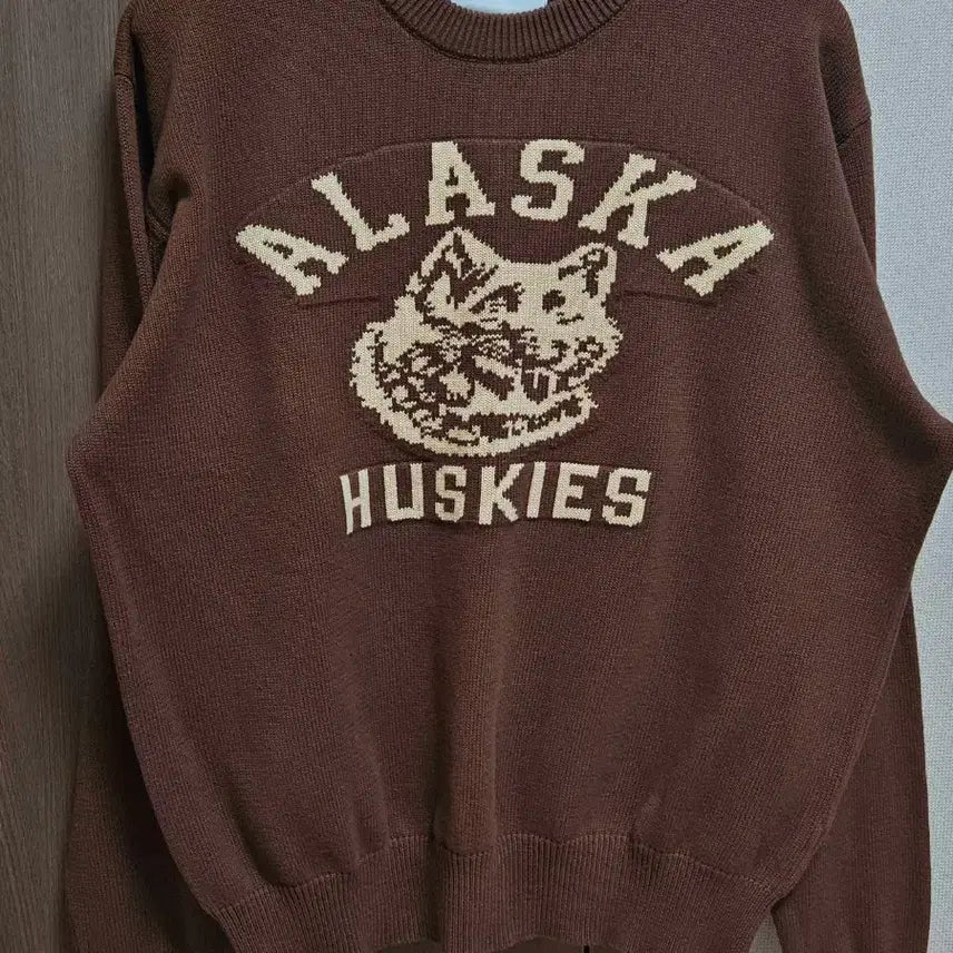 [BUNJANG] Outstanding Cotton Crewneck Knit Brown M / 무신사 아웃스탠딩 코튼 크루넥 니트 브라운 M