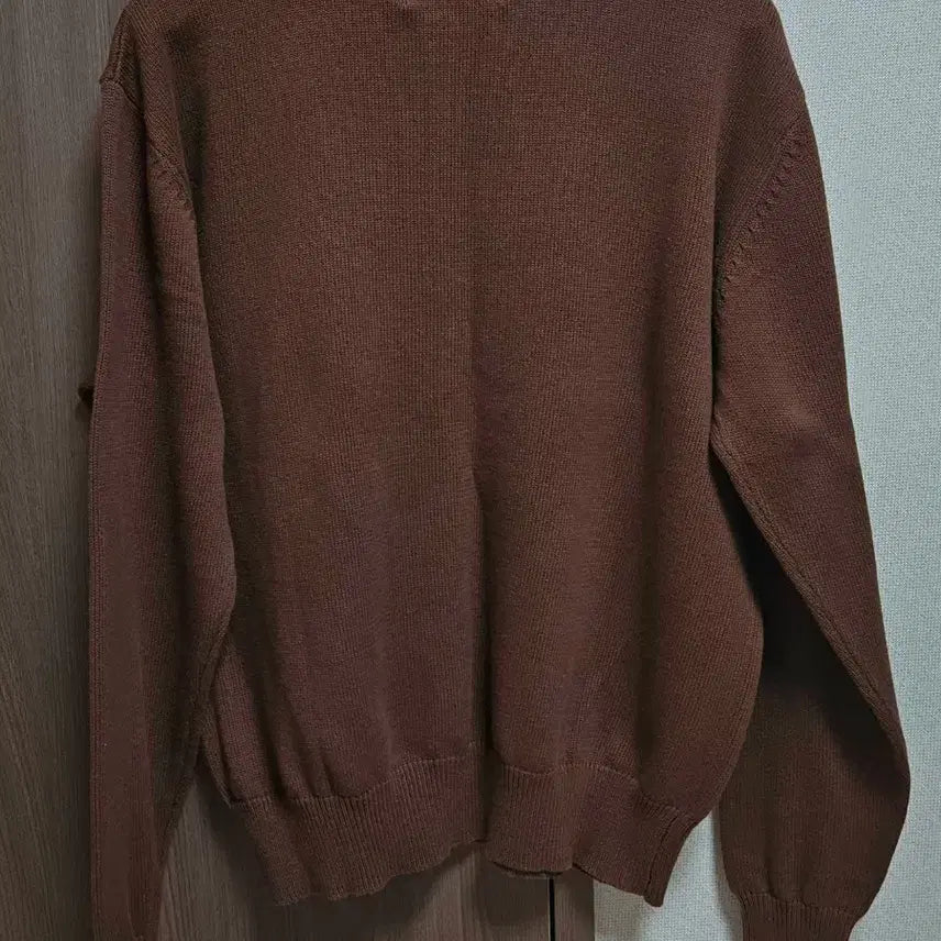 [BUNJANG] Outstanding Cotton Crewneck Knit Brown M / 무신사 아웃스탠딩 코튼 크루넥 니트 브라운 M