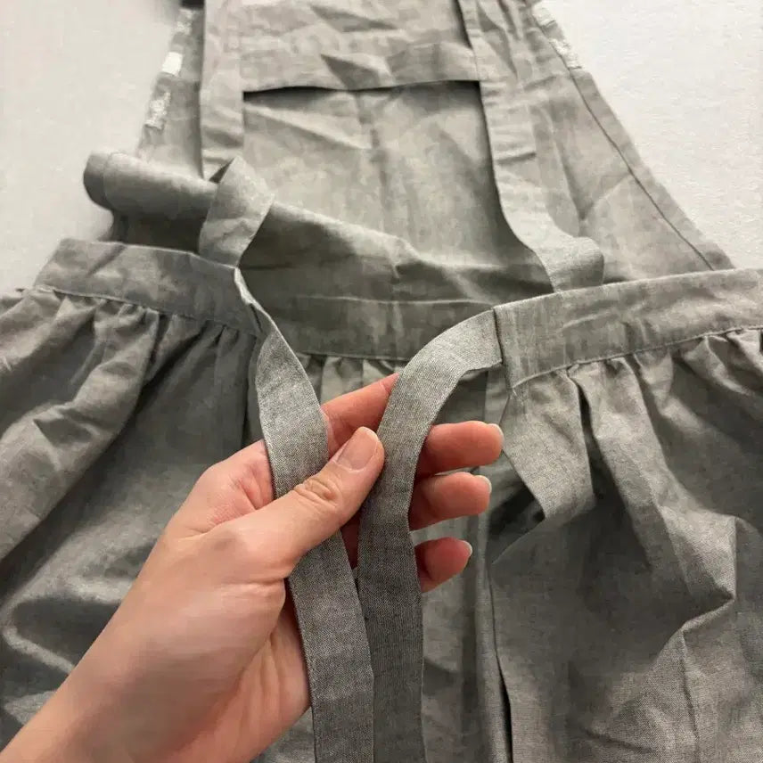 [BUNJANG] Handmade Gray Lace Apron / 핸드메이드 자수 레이스 에이프런 그레이 앞치마