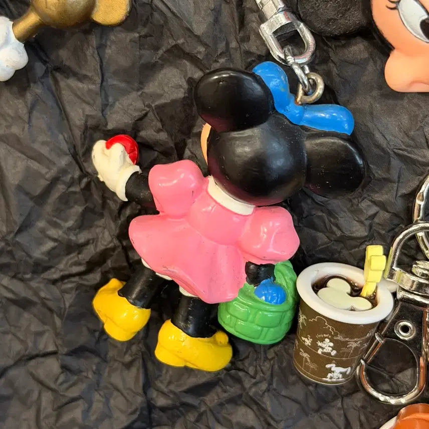 [BUNJANG] Disney Mini Mouse Vintage Toy Keychain Figure / 디즈니 키링 미니마우스 빈티지 토이 열쇠고리 피규어 피크닉 소풍 피규어