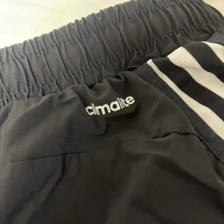 [SOLD OUT] 아디다스 반바지레깅스 커버레깅스 아다다스반바지