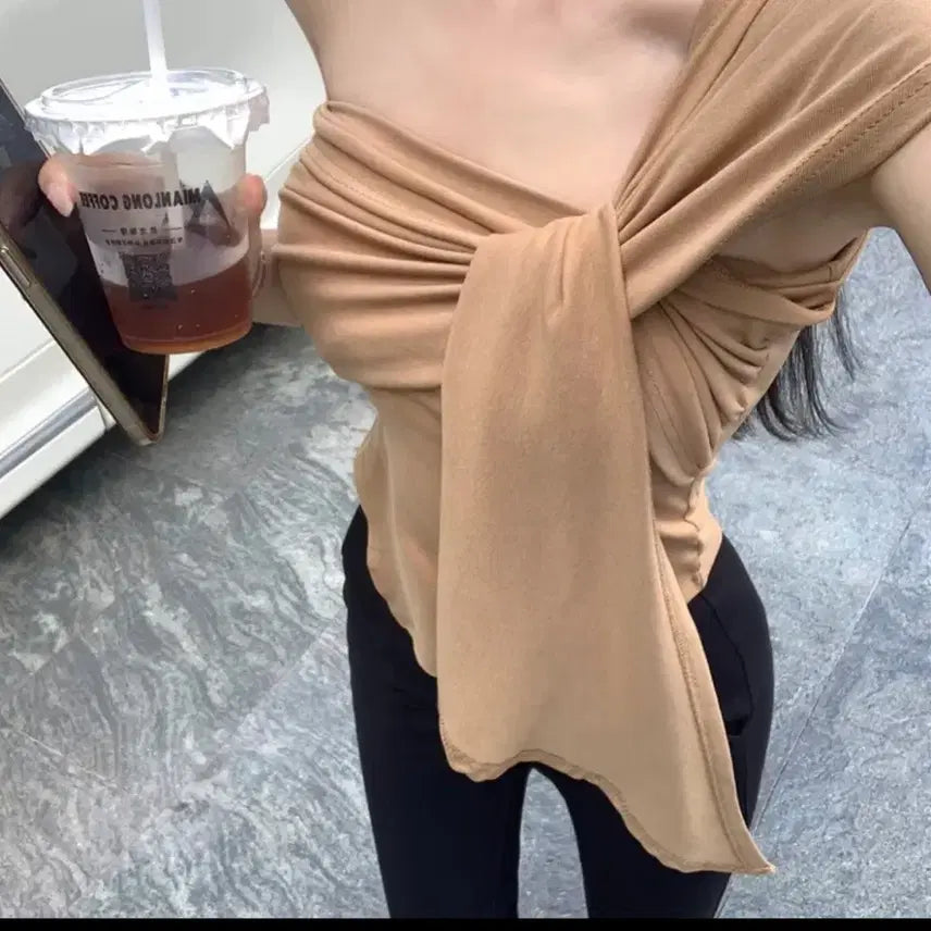 [BUNJANG] Twist Detail Sleeveless Top / 꼬임 탑 나시