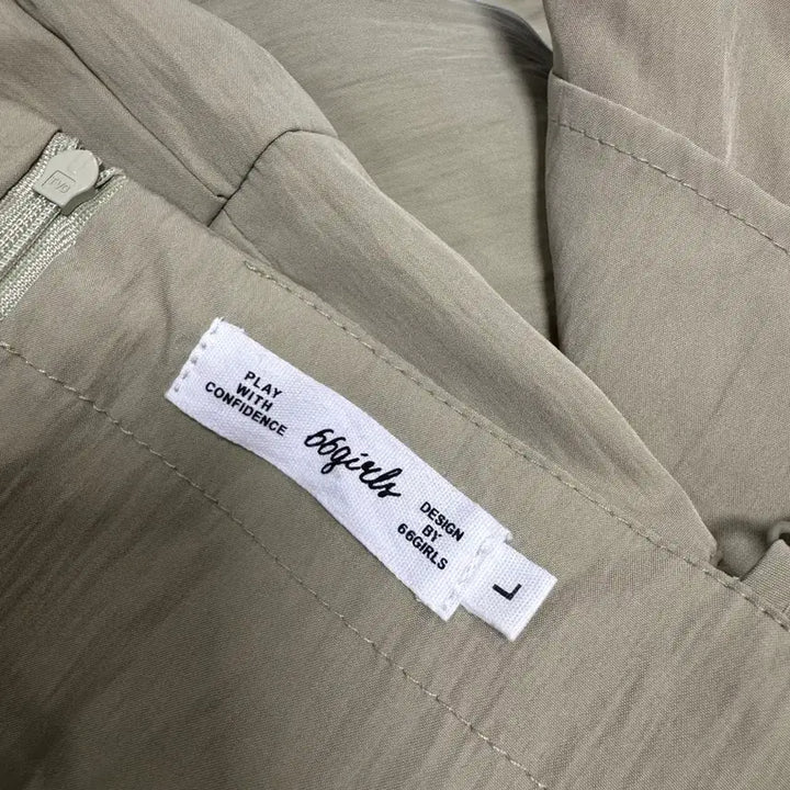 [BUNJANG] 66Girls Spaghetti Strap Maxi Dress Khaki / 육육걸즈 끈나시원피스