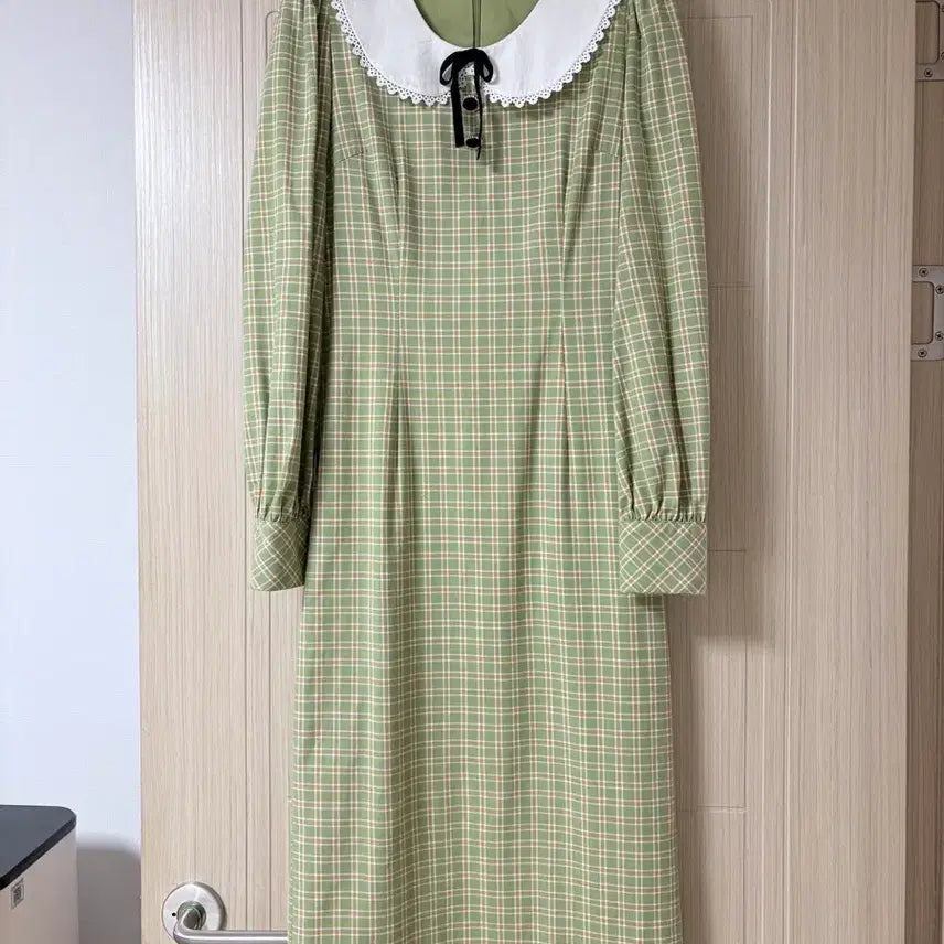 [BUNJANG] SsemuaDiu Green Checkered Long Dress / 쎄무아듀 연두색 체크원피스