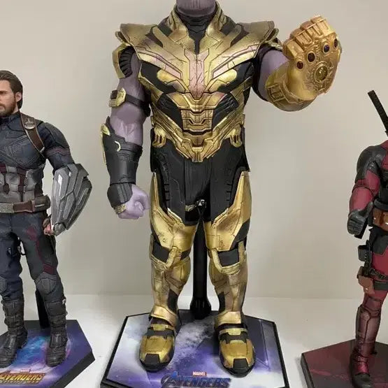 [BUNJANG] Hot Toys Thanos Endgame Figure / 핫토이 타노스 앤드게임 피규어팝니다!