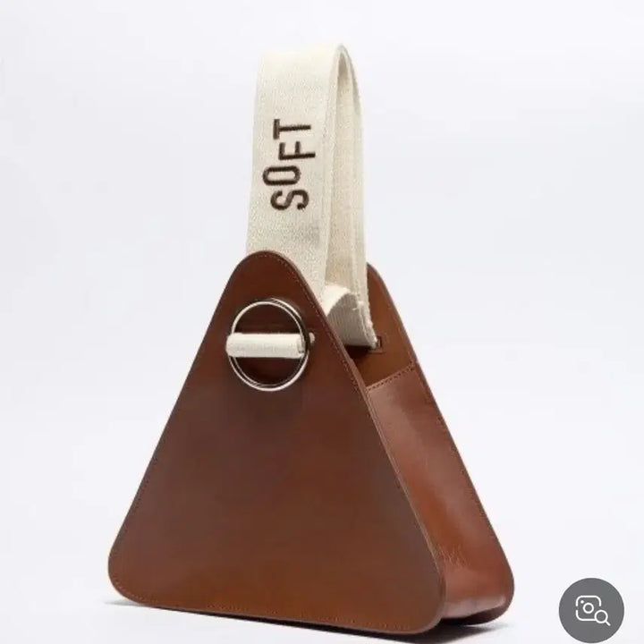 [BUNJANG] Soft Seoul Triangle Bag / 소프트서울 트라이앵글백