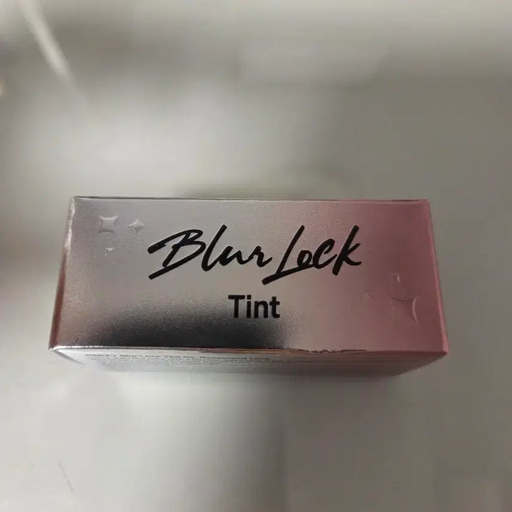 [BUNJANG] Merzy Blur Lasting Tint (05 Rosywood) / [새상품] 머지 블러 락틴트 (05 로지우드락)