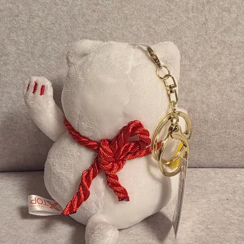 [BUNJANG] X-TOP Maneki-neko Retro Cat Charm Keychain / 새상품) 돈들어오는 키링 X-TOP 마네키네코 복고양이 인형