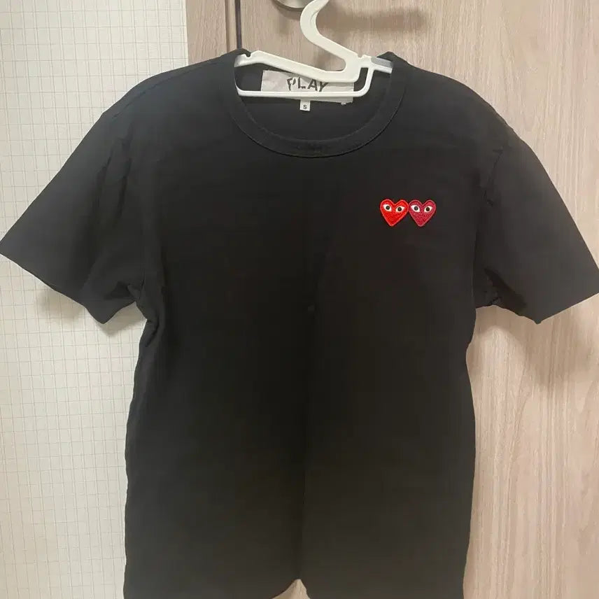 [BUNJANG] Comme des Garcons Double Heart Black T-Shirt / 꼼데가르송 더블하트 블랙 반팔