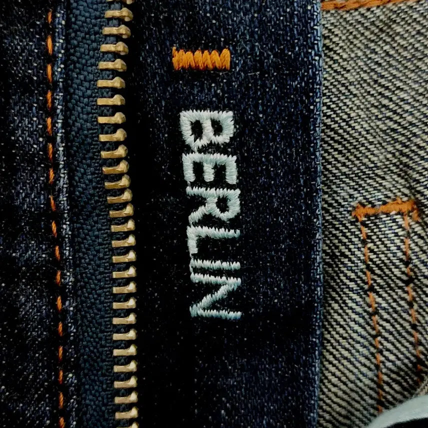 [SOLD OUT] [33] 플랙진 베를린 남성 청바지 새옷 수준 데님 팬츠