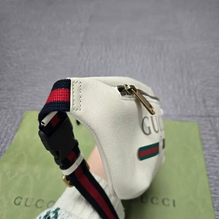 [BUNJANG] Gucci Belt Bag / [특가][정품] 구찌 띠로고 힙색 벨트백