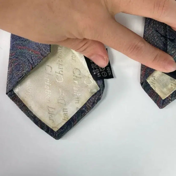 [SOLD OUT] 크리스찬디올무슈 넥타이