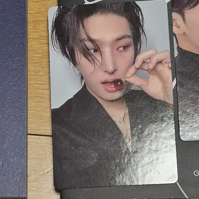 [BUNJANG] ATEEZ Golden Hour : Part. 4 Mingi Cherry Photocard / 에이티즈 골든아워4 톡톡 체리포카 민기