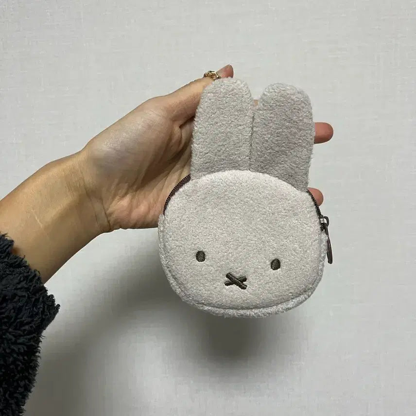 [BUNJANG] Miffy Pouch Wallet / 미피 캐릭터 파우치 뽀글이 지갑