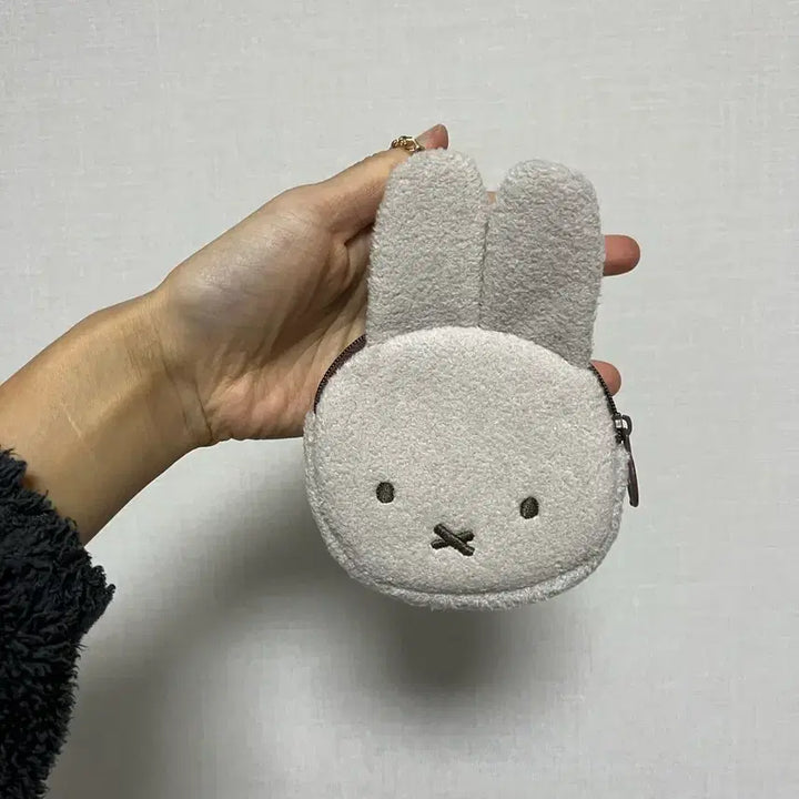 [BUNJANG] Miffy Pouch Wallet / 미피 캐릭터 파우치 뽀글이 지갑