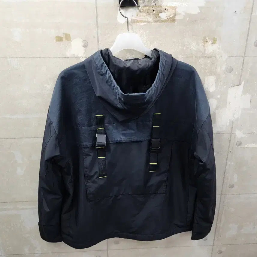 [SOLD OUT] 아디다스 남성 테크 우븐 백자켓 점퍼/100size/상태우수