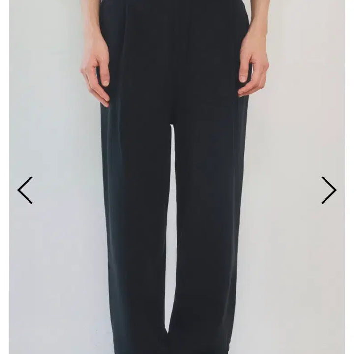 [BUNJANG] Wednesday Oasis Button Knit Pants Black / 웬즈데이오아시스 버튼 니트 팬츠 블랙 / 정상가89,800원