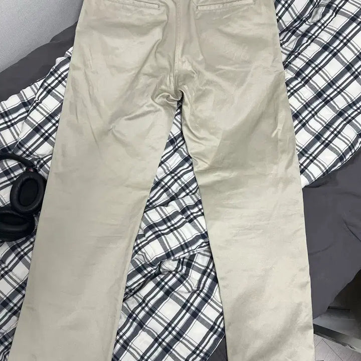 [BUNJANG] Burgus Plus 401Z Khaki Trousers / 버거스 플러스 401Z