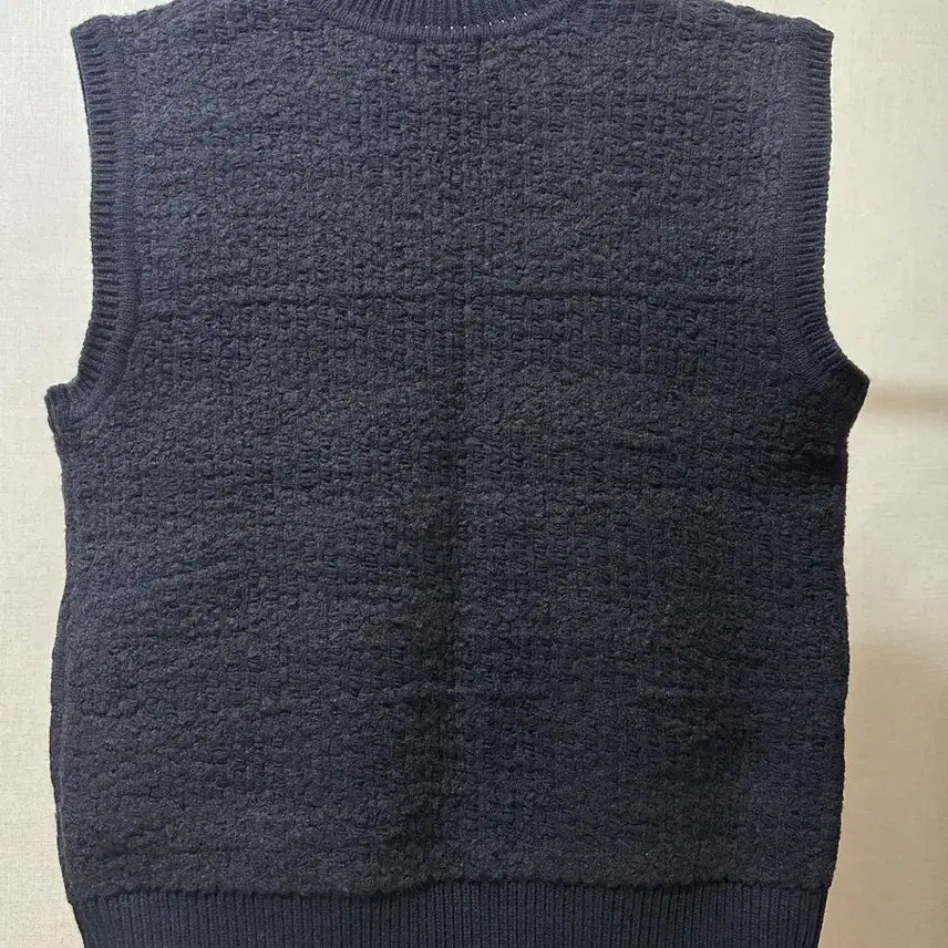 [BUNJANG] e:um V-Neck Knit Vest Navy / e:um 브이넥 니트 조끼 남색