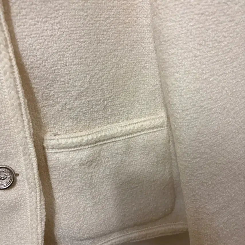 [BUNJANG] KNOWN BETTER Ivory Jacket / KNOWN BETTER 아이보리 자켓