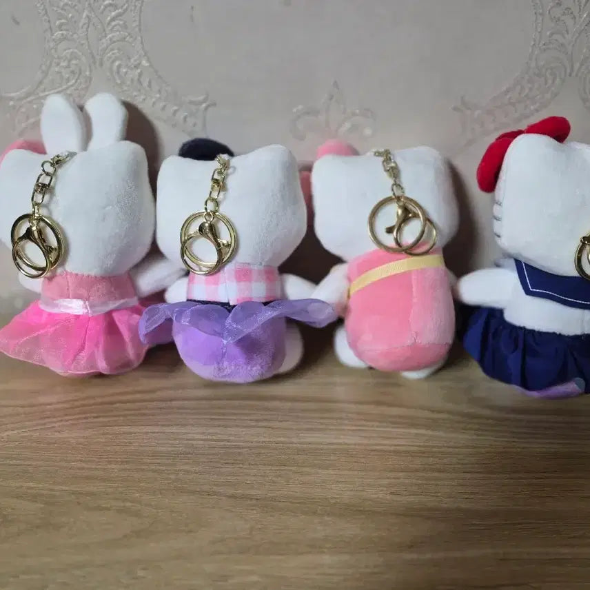 [SOLD OUT] 새제품급 키티 인형 키티 키링 가방고리