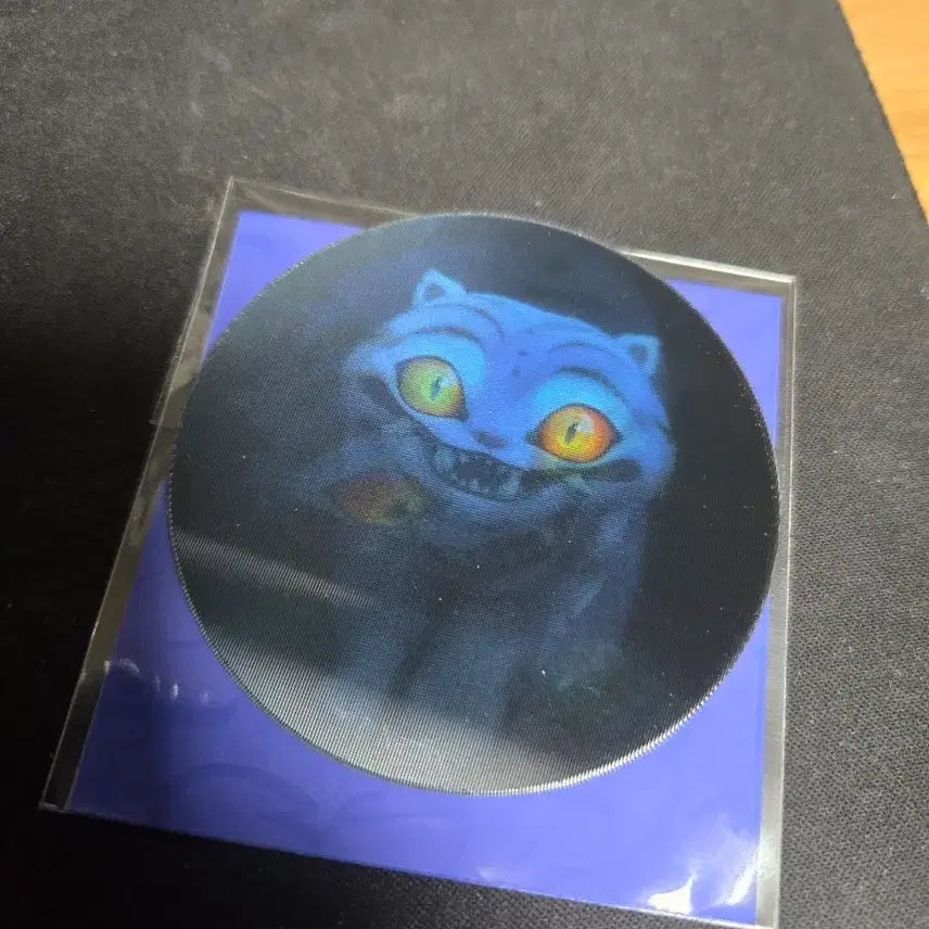 [BUNJANG] KeDaHun Paris Baguette Lenticular / 케데헌 파리바게트 렌티큘러