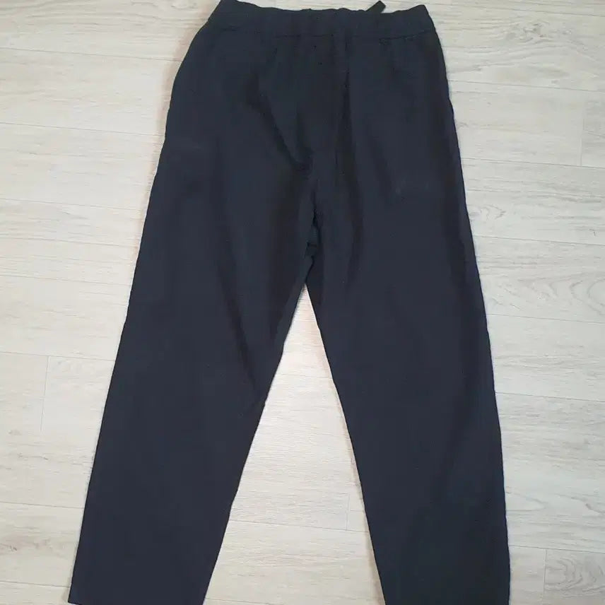 [BUNJANG] Uniqlo Women's Cotton Pants / [유니클로] 여성 면바지 판매합니다(사이즈: M/색상: 블랙)
