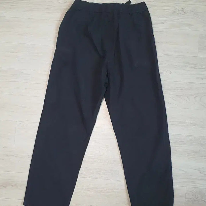[BUNJANG] Uniqlo Women's Cotton Pants / [유니클로] 여성 면바지 판매합니다(사이즈: M/색상: 블랙)