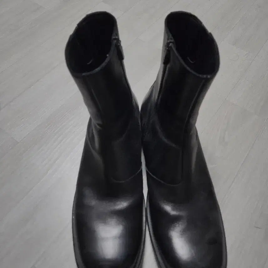 [BUNJANG] Kinch 233 Sneakers / 킨치 233