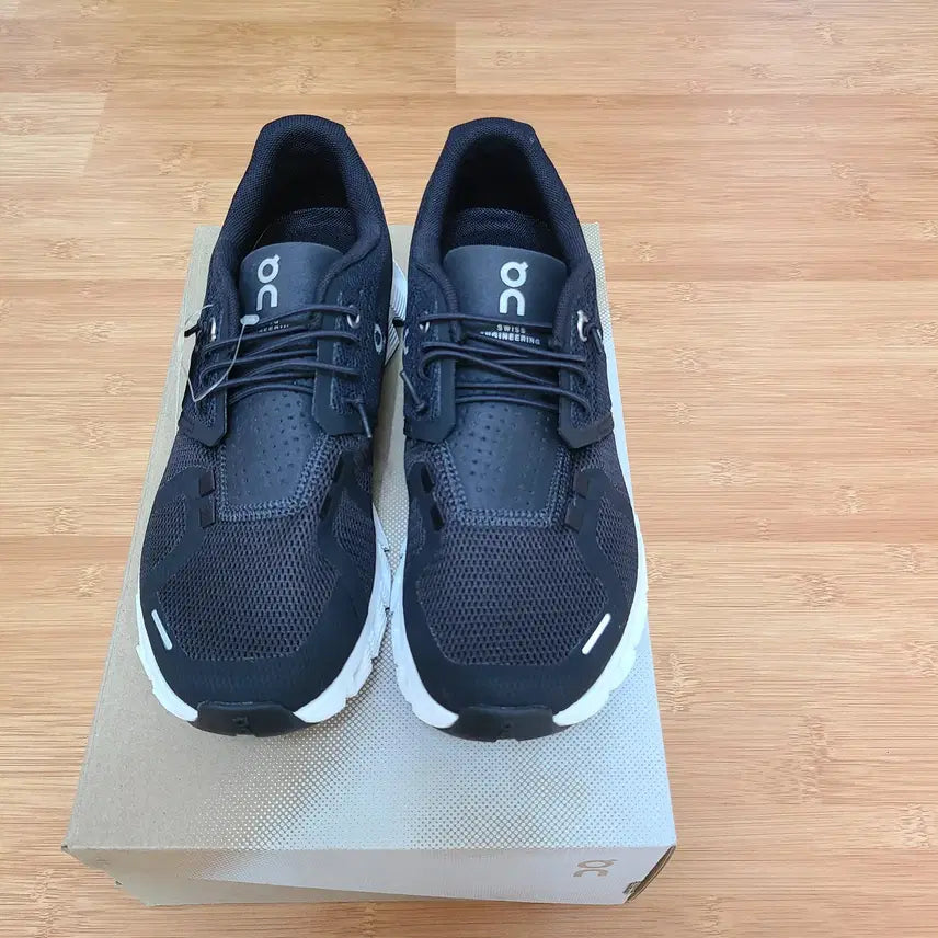 [BUNJANG] On-Running Cloud 5 Shoes / 온러닝 클라우드5 37.5w