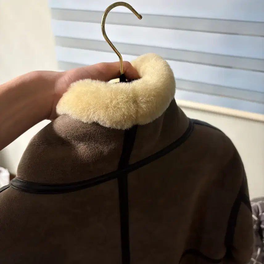 [BUNJANG] stu Mustang Jacket / stu 무스탕 판매합니다