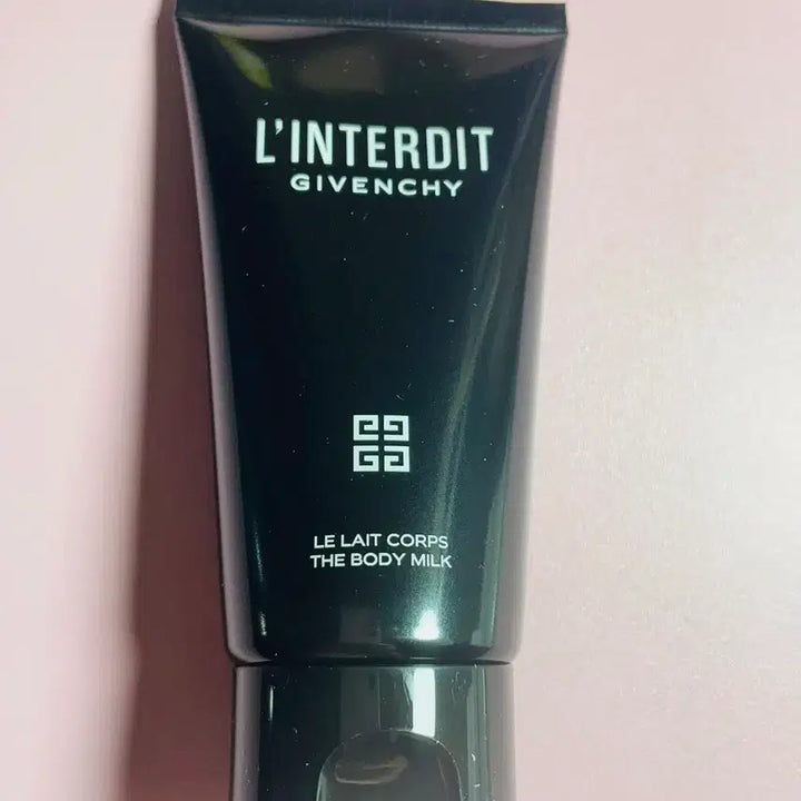 [BUNJANG] Givenchy L'Interdit Body Milk / 지방시 랑떼르디 바디밀크
