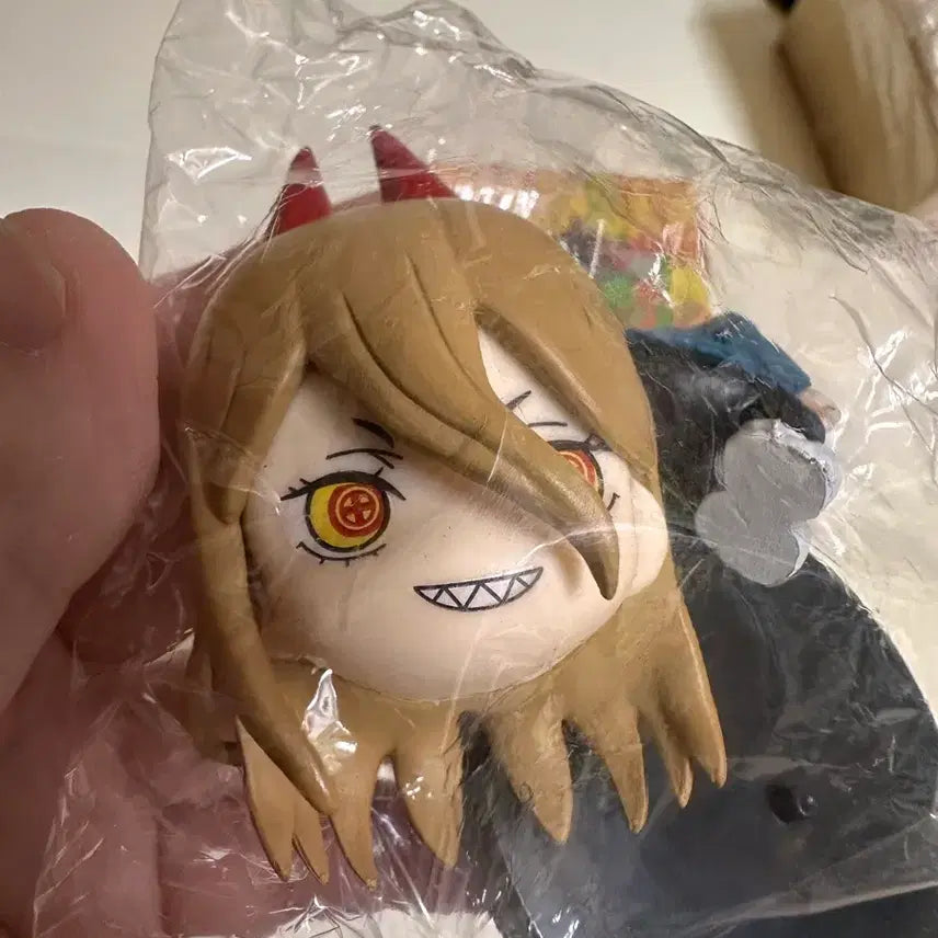 [BUNJANG] Chainsaw Man Power Figure / 체인소맨 파워 피규어 / 공장하자가 꽤 있음(제기준에서)