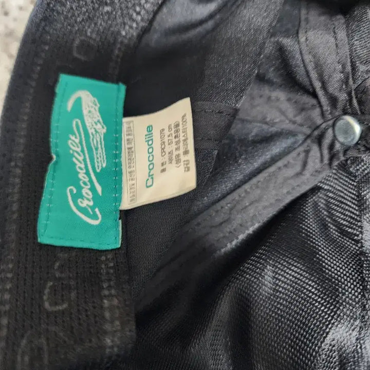 [BUNJANG] Chocoolate Navy Baseball Cap / chocoolate 볼캡 모자 네이비