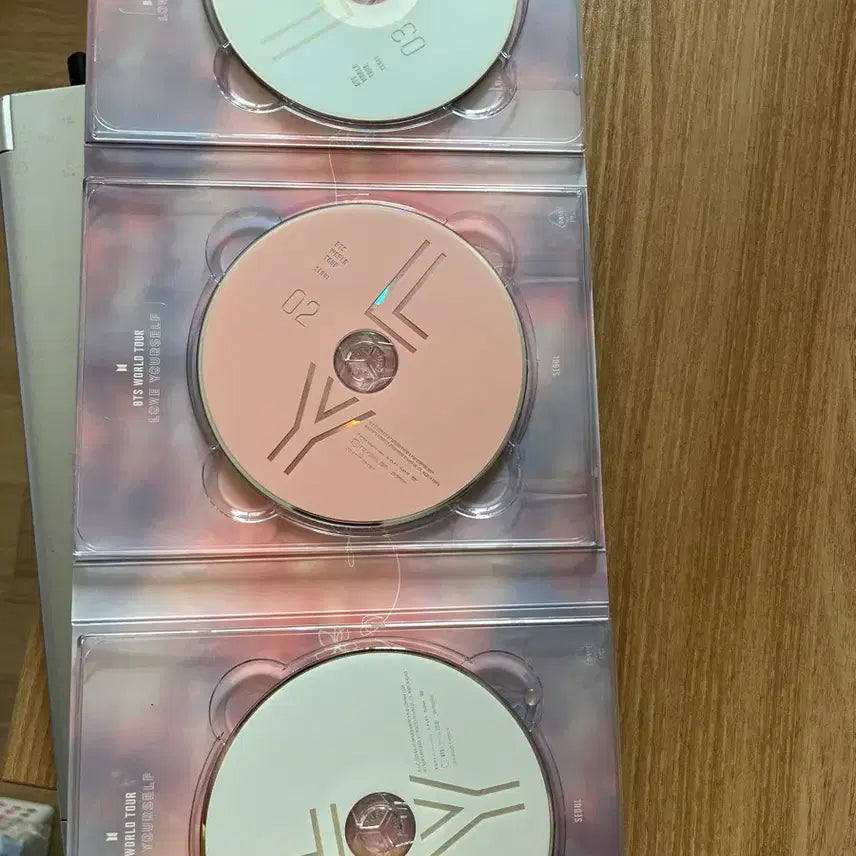 [BUNJANG] BTS LOVE YOURSELF Seoul DVD / 방탄소년단BTS LOVE YOURSELF Seoul 서울 DVD판매