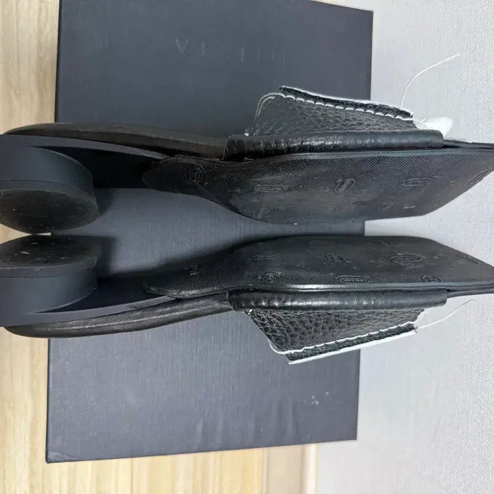 [BUNJANG] MIISTA Black Square Toe Mules / MIISTA 미스타 블랙 스퀘어토 뮬