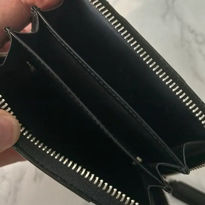 [BUNJANG] Gucci Supreme Zip Card Wallet / 구찌 수프림 지퍼 카드지갑 (네고가능)