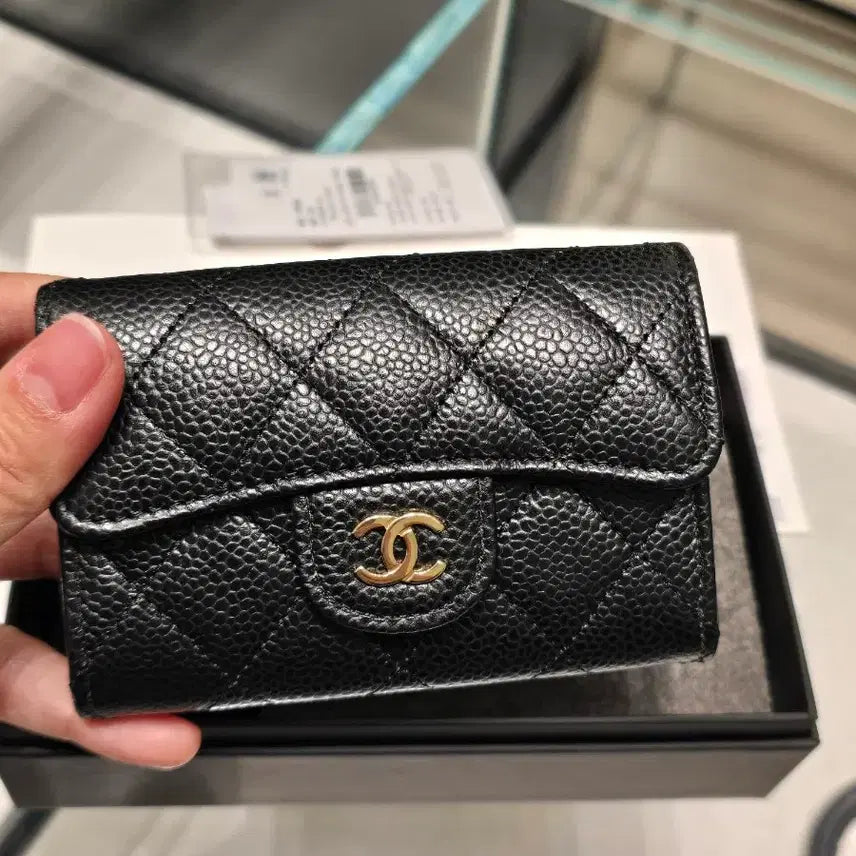 [BUNJANG] Chanel Classic Snap Card Wallet Black Gold / [26년 2월 미개봉 선물] 샤넬 클래식 똑딱이 카드지갑 클똑 블랙 금장