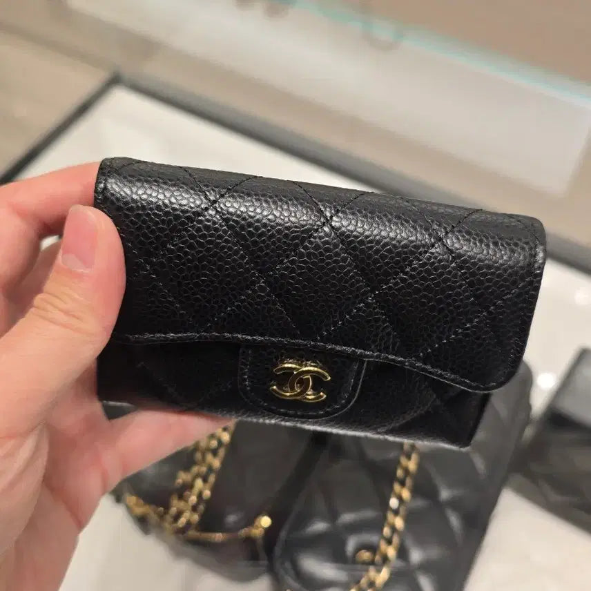 [BUNJANG] Chanel Classic Snap Card Wallet Black Gold / [26년 2월 미개봉 선물] 샤넬 클래식 똑딱이 카드지갑 클똑 블랙 금장