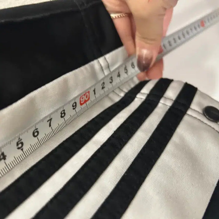 [BUNJANG] Adidas Black Three Stripes Track Pants XS / 아디다스 블랙 삼선 트랙 바지 XS