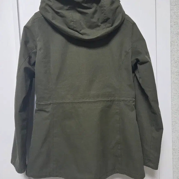 [BUNJANG] Discovery Expedition Hooded Field Jacket (Size 90) / 디스커버리 후드 야상 90