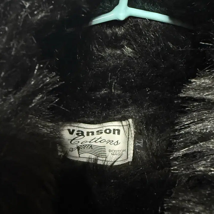 [BUNJANG] Benson Cowichan Mustang XL / 벤슨 코위찬 무스탕XL