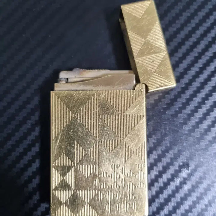 [BUNJANG] Dupont Gold Pattern Lighter / 듀퐁라이터