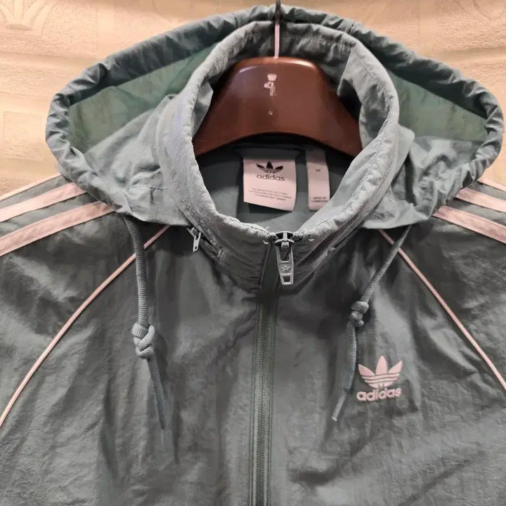 [BUNJANG] Adidas Superstar Windbreaker Jacket M (95) / 아디다스 슈퍼스타 윈드브레이커 바람막이 자켓 M(95)