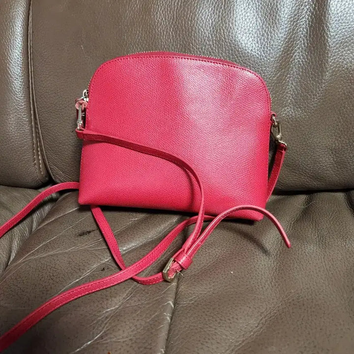 [BUNJANG] Furla Red Crossbody Bag / 훌라 Furla 레드 크로스백