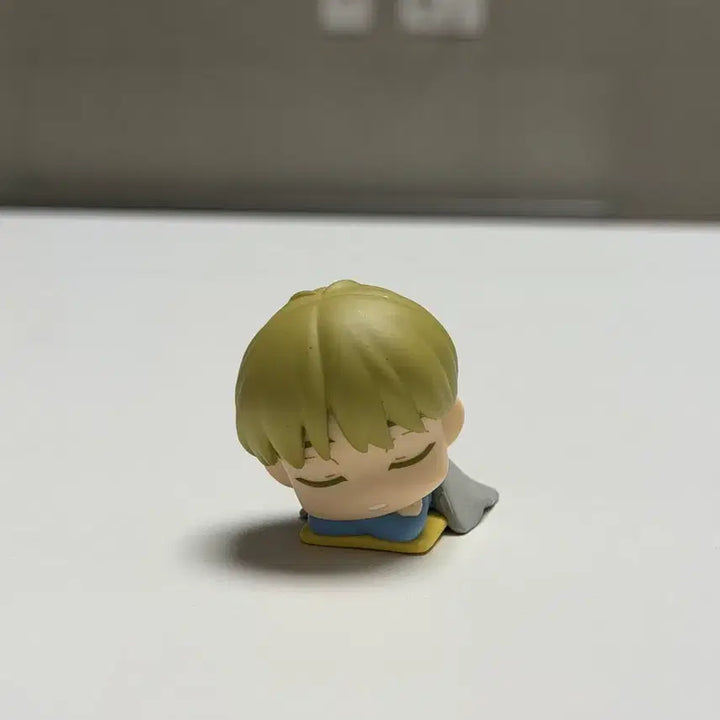 [BUNJANG] Attack on Titan Armin Gacha / 진격의거인 아르민정품가챠