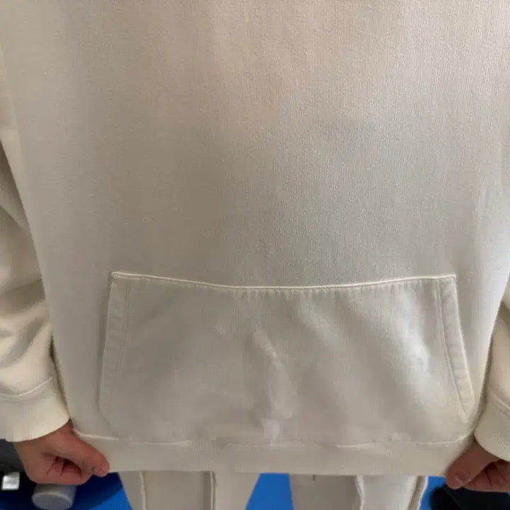 [SOLD OUT] 발렌티노 VLTN 화이트 후드티