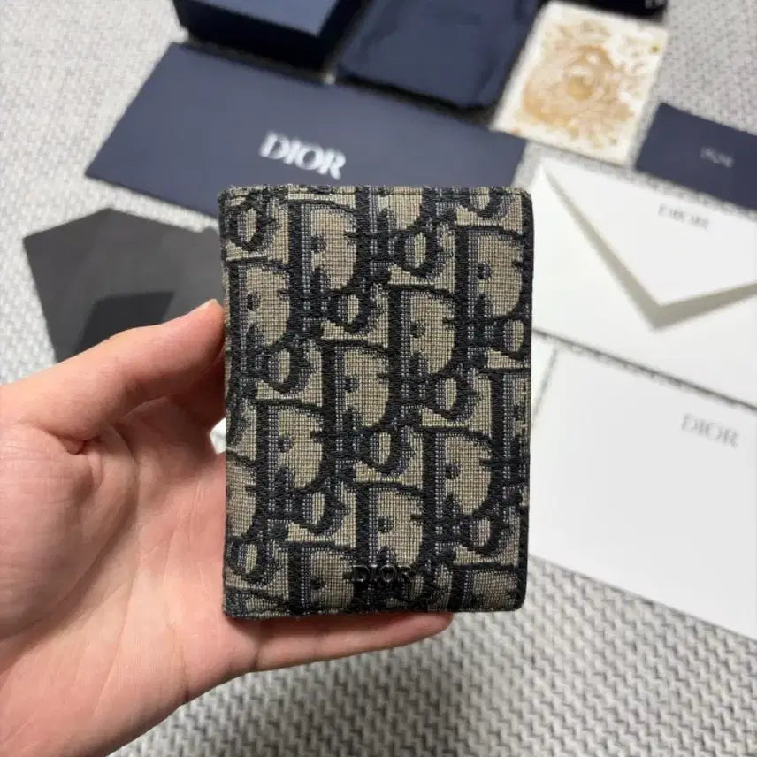 [SOLD OUT] [ S급 / 풀구성품 ] 디올 24SS 오블리크 자카드 오거나이저 베이지